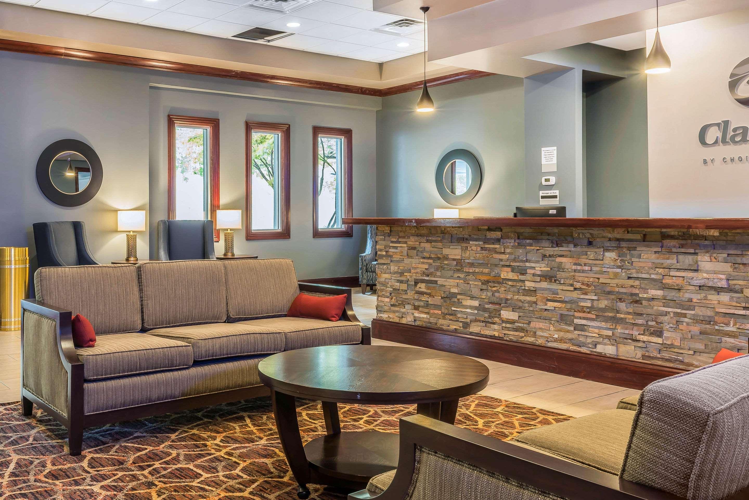 Clarion Inn Belle Vernon Bagian luar foto